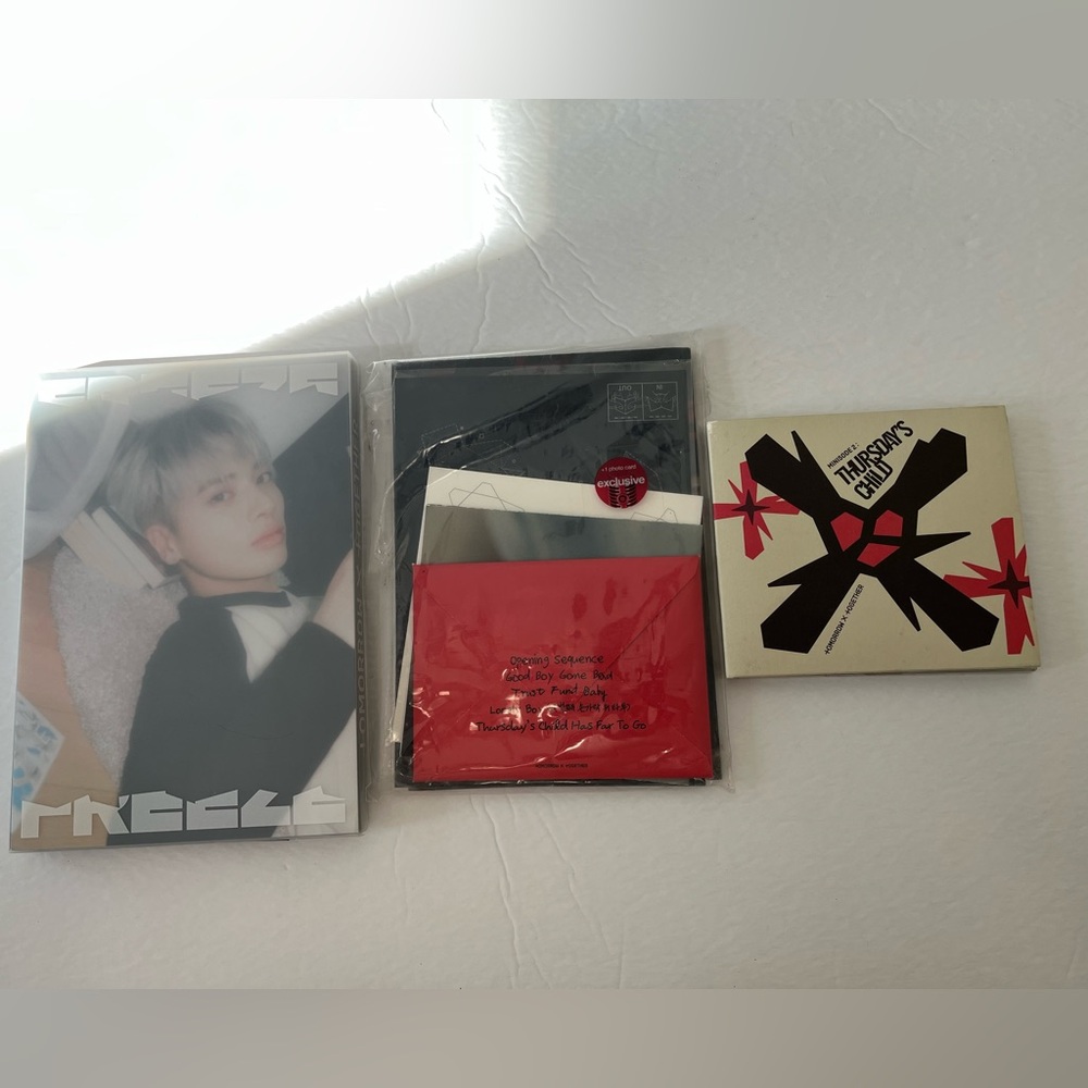 Kpop Thursday’s Child CD/Picture Book Lot